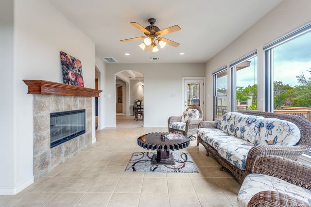 580 County Road 273, Mico, TX 78056
