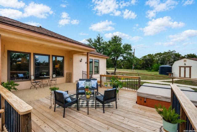 580 County Road 273, Mico, TX 78056