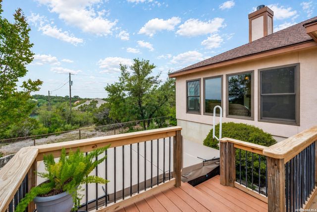 580 County Road 273, Mico, TX 78056