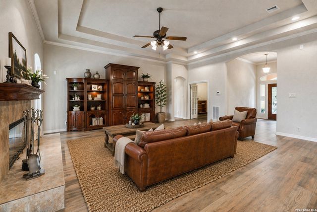 580 County Road 273, Mico, TX 78056