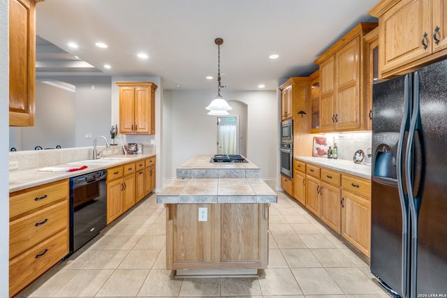 580 County Road 273, Mico, TX 78056
