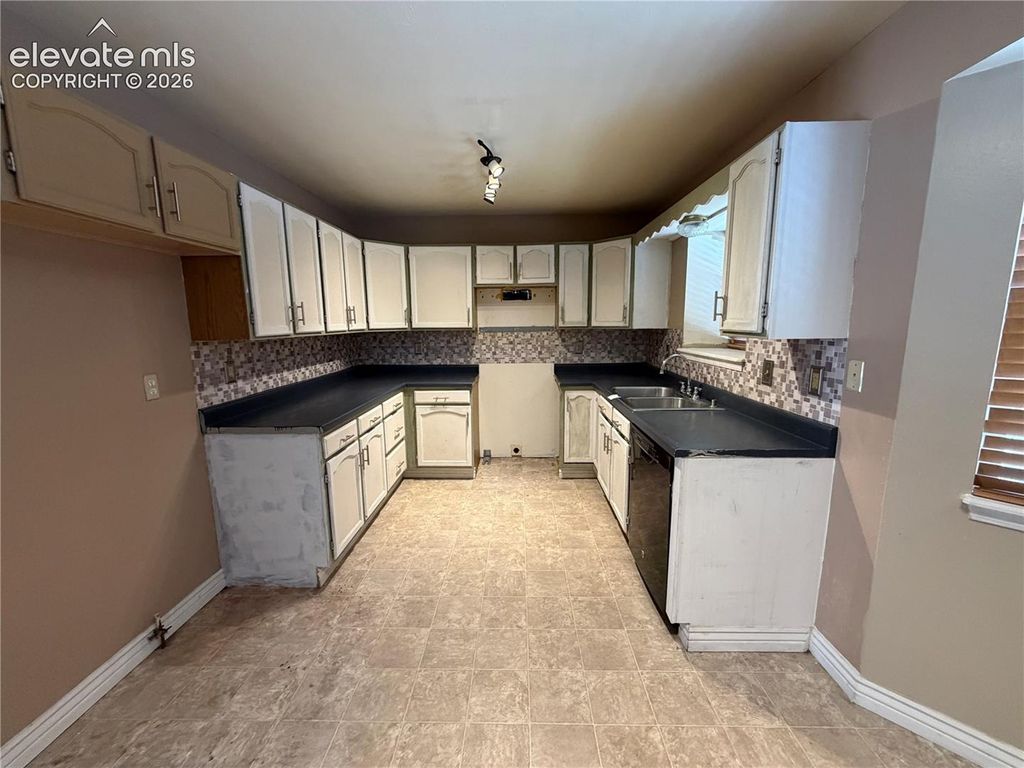 2140 Crystal River Drive, Colorado Springs, CO 80915 — photo 2
