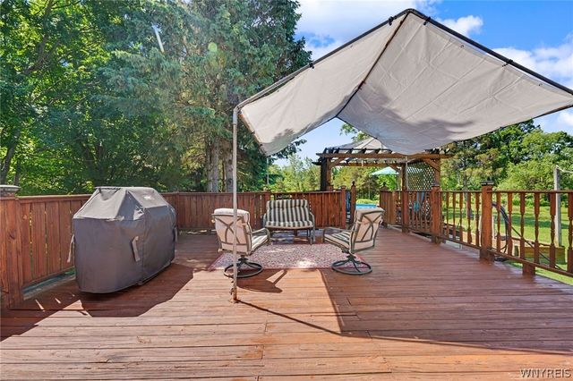 13075 Steiner Road, Newstead, NY 14001