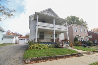 148 S Vine Street, Columbiana, OH 44408