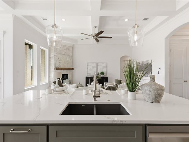 2152 Middlewood Circle, Granbury, TX 76049