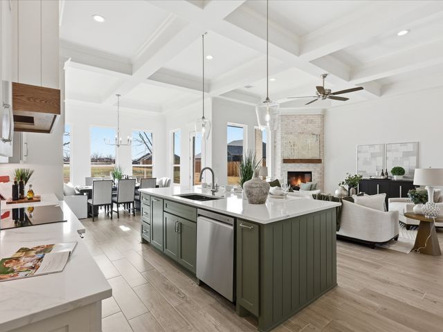 2152 Middlewood Circle, Granbury, TX 76049