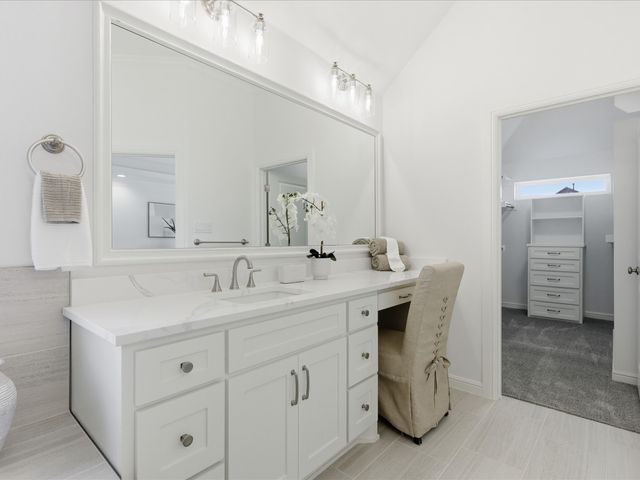 2152 Middlewood Circle, Granbury, TX 76049