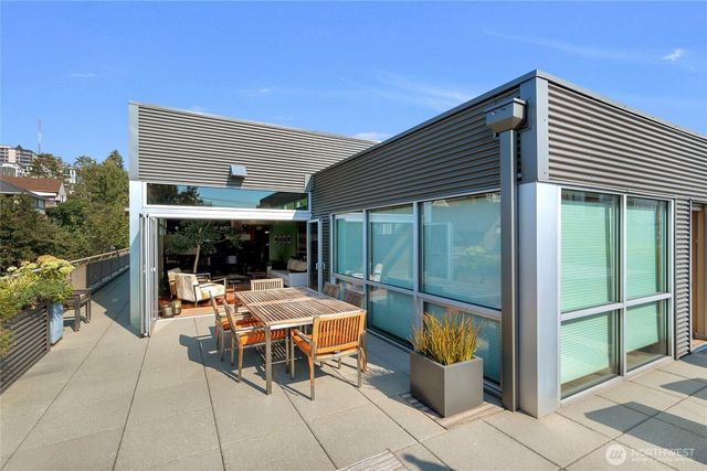 160 Roy Street, Seattle, WA 98109