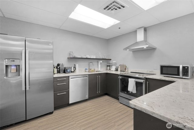 160 Roy Street, Seattle, WA 98109