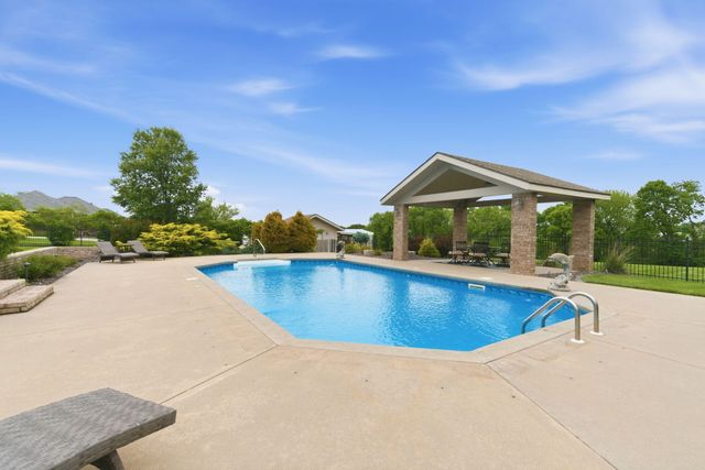 366 Stargrass Road, Ozark, MO 65721