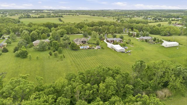 366 Stargrass Road, Ozark, MO 65721