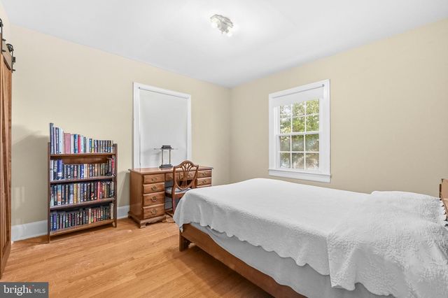 48 RINGGOLD RD, Fredericksburg, VA 22405