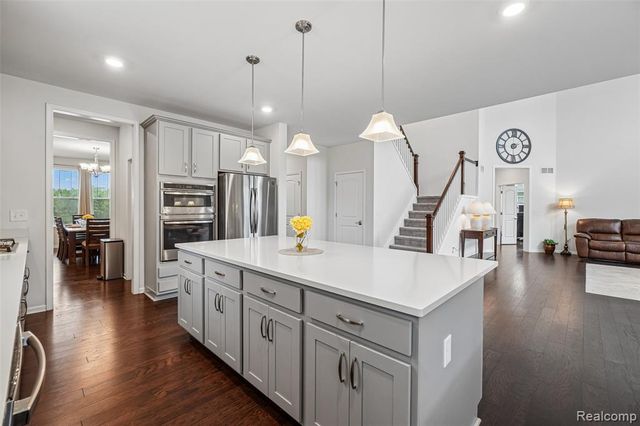53217 Bay Laurel Lane, South Lyon, MI 48178