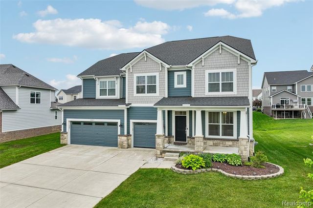 53217 Bay Laurel Lane, South Lyon, MI 48178