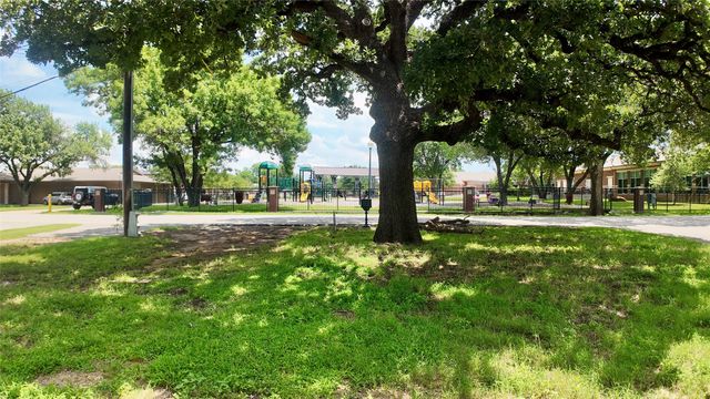 417 Corry A Edwards Drive, Kennedale, TX 76060