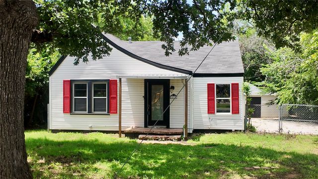 417 Corry A Edwards Drive, Kennedale, TX 76060