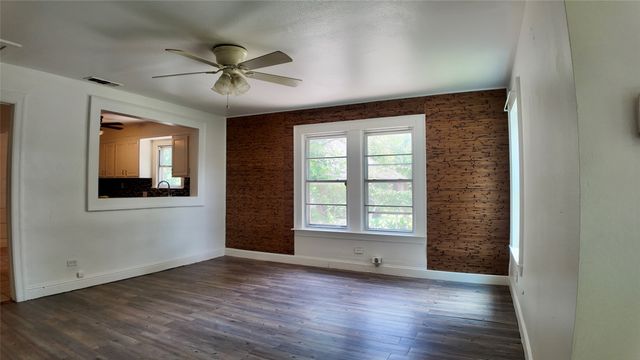 417 Corry A Edwards Drive, Kennedale, TX 76060