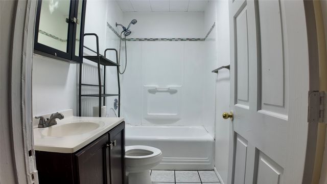 417 Corry A Edwards Drive, Kennedale, TX 76060