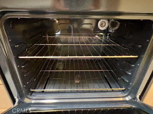 711 N Soldano Avenue 6, Azusa, CA 91702