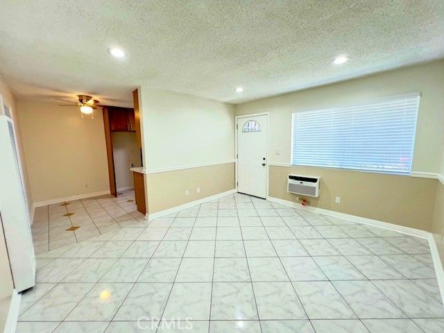 711 N Soldano Avenue 6, Azusa, CA 91702