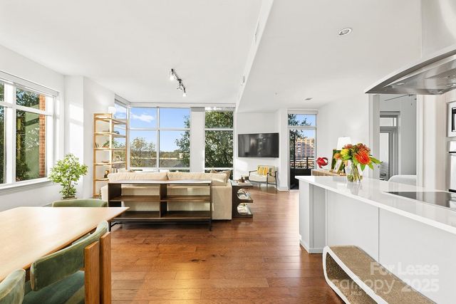 125 W Tremont Avenue B2C, Charlotte, NC 28203