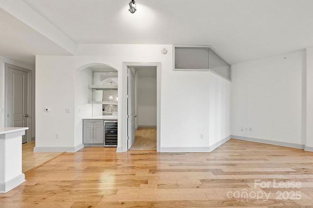 125 W Tremont Avenue B2C, Charlotte, NC 28203