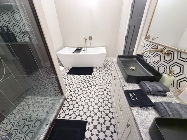 656 N Beville Avenue, Indianapolis, IN 46201