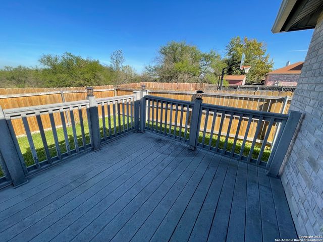 7815 CASPIAN BAY DR, Converse, TX 78109