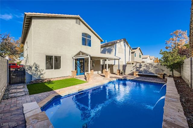 8553 Lost Gold Avenue, Las Vegas, NV 89129