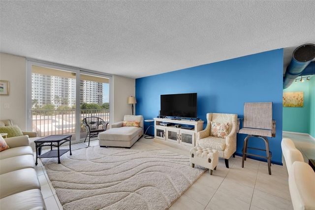 1401 S Ocean Drive 402, Hollywood, FL 33019