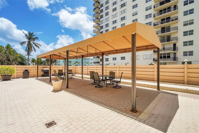 1401 S Ocean Drive 402, Hollywood, FL 33019