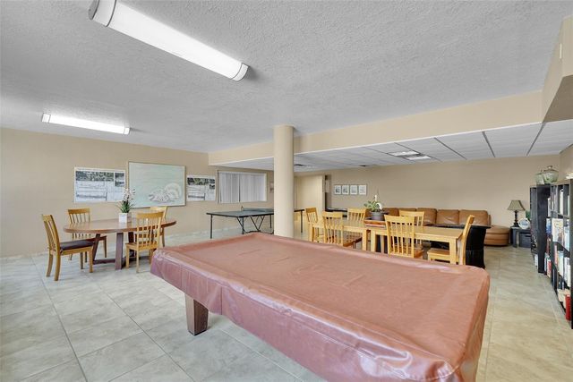 1401 S Ocean Drive 402, Hollywood, FL 33019