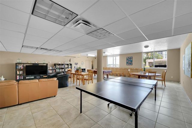 1401 S Ocean Drive 402, Hollywood, FL 33019