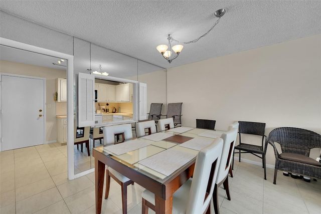 1401 S Ocean Drive 402, Hollywood, FL 33019