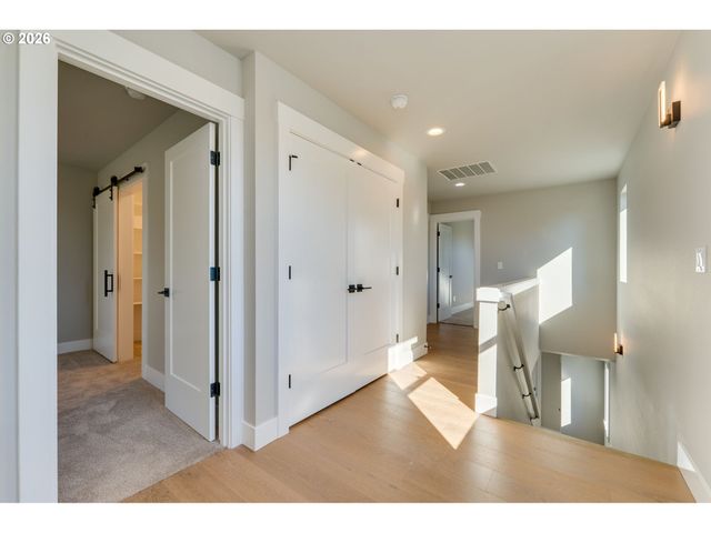 43 Ne 87TH Ave, Portland, OR 97220