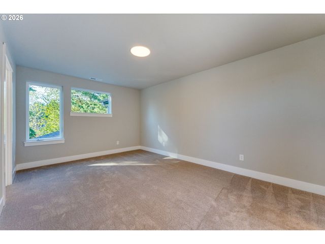 43 Ne 87TH Ave, Portland, OR 97220