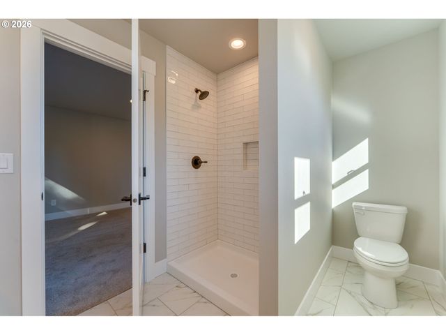 43 Ne 87TH Ave, Portland, OR 97220