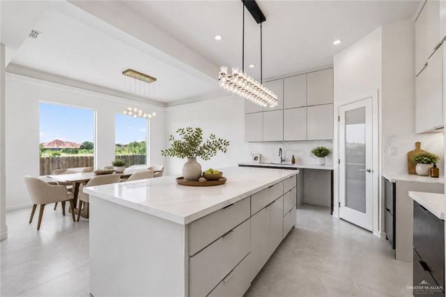 2708 E Solar Drive, Mission, TX 78574