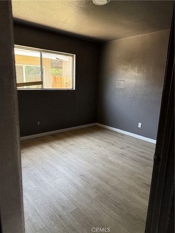 1030 W Latham, Hemet, CA 92543
