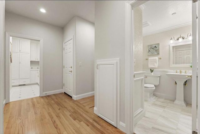 1925 Mantelli Drive, Gilroy, CA 95020