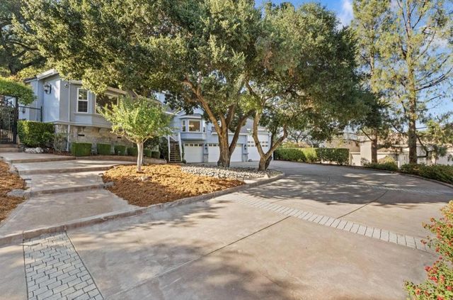 1925 Mantelli Drive, Gilroy, CA 95020