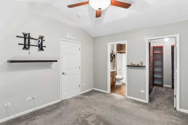 1972 Parkside Drive 1972, Shorewood, IL 60404