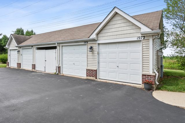 1972 Parkside Drive 1972, Shorewood, IL 60404