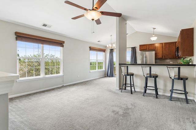 1972 Parkside Drive 1972, Shorewood, IL 60404