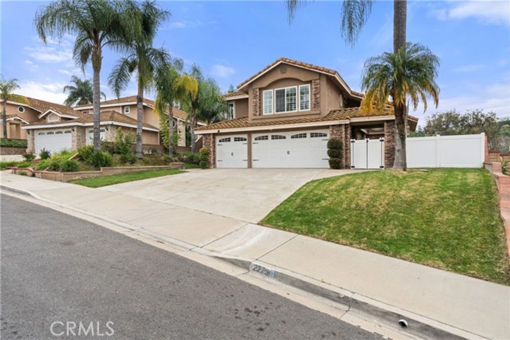 2279 Wandering Ridge, Chino Hills, CA 91709