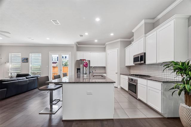 7804 Janak Drive B, Houston, TX 77055