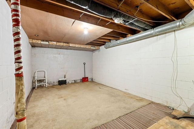 5920 83rd Parkway N, Brooklyn Park, MN 55443