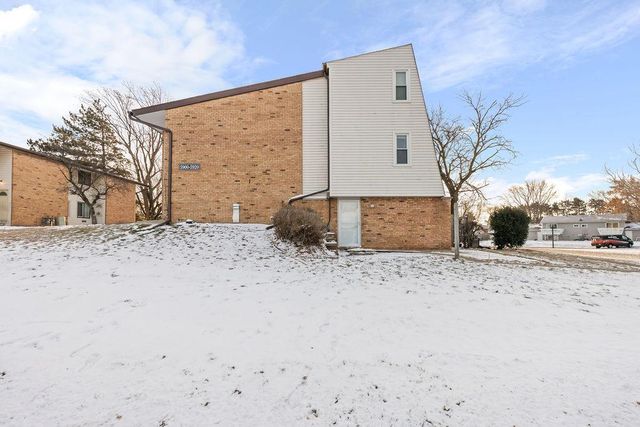 5920 83rd Parkway N, Brooklyn Park, MN 55443