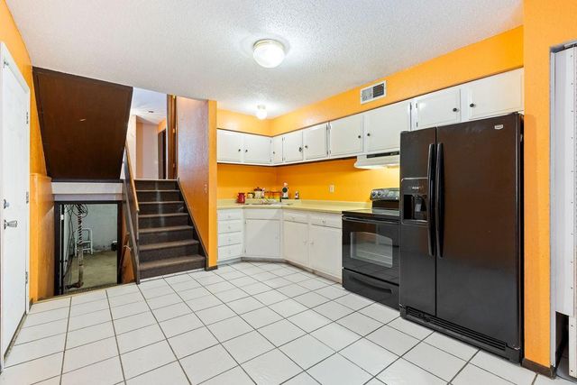 5920 83rd Parkway N, Brooklyn Park, MN 55443