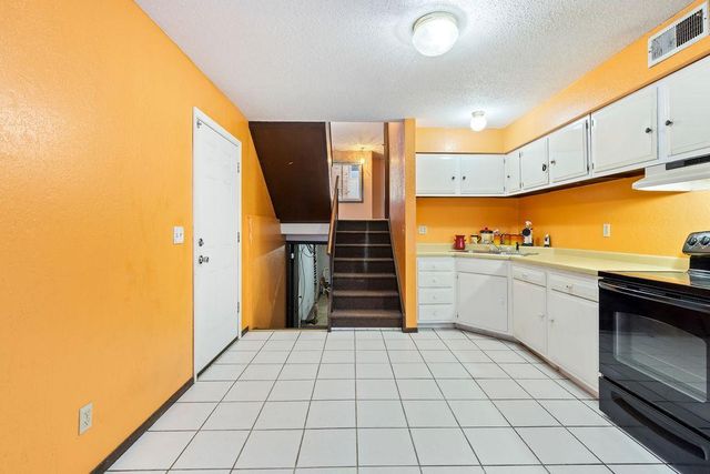 5920 83rd Parkway N, Brooklyn Park, MN 55443